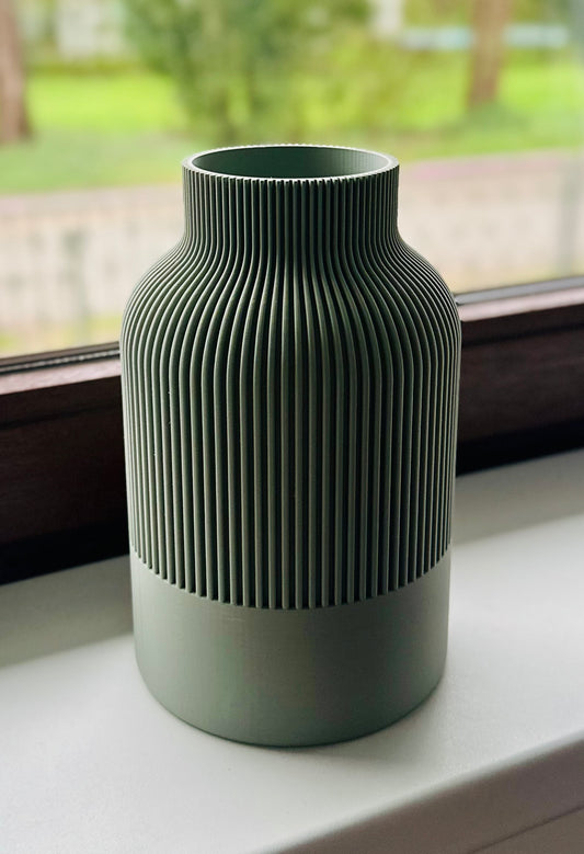 Japandi Vase